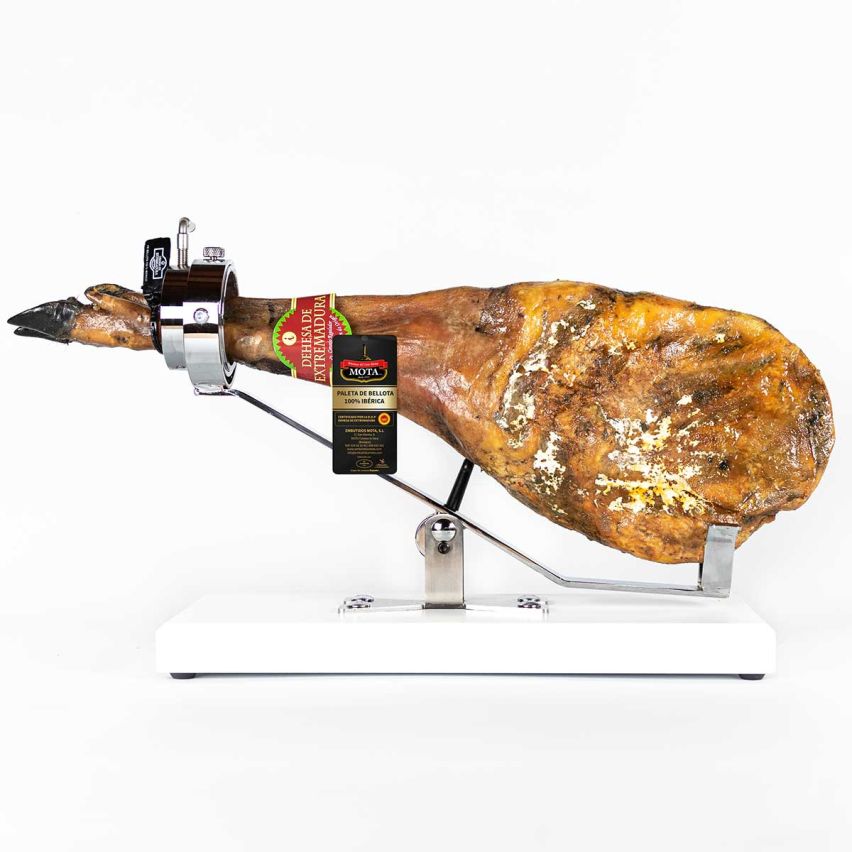 Paleta de bellota 100% ibérica D.O.P. Mota Loncheada a cuchillo