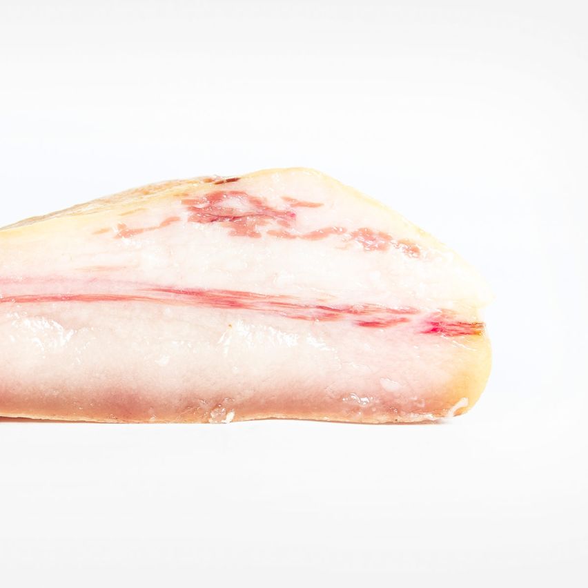 Papada ibérica curada