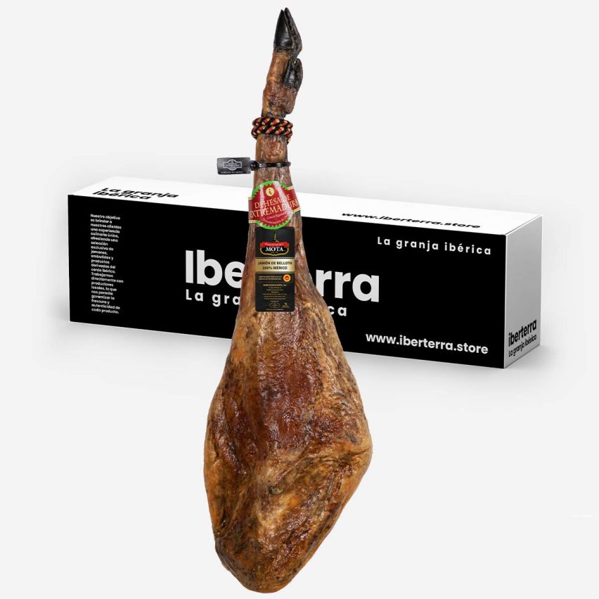 Jamón de bellota 100% ibérico D.O Dehesa de Extremadura Loncheado a cuchilo gratis