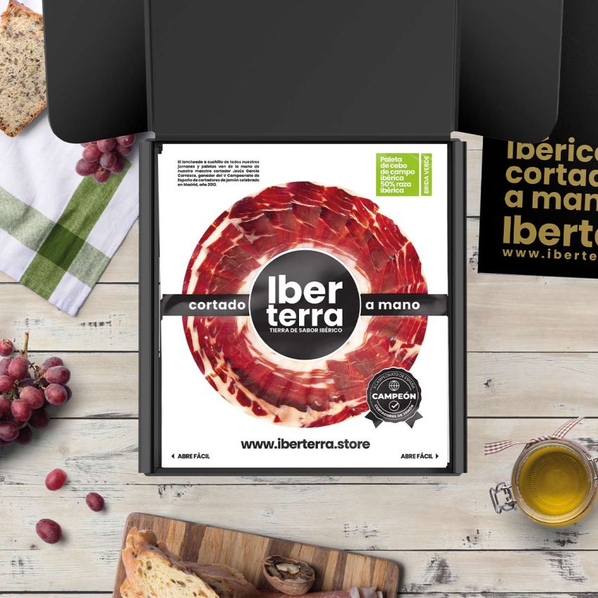 Paleta de cebo de campo ibérica En Oferta. 