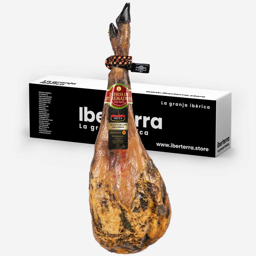 Paleta de bellota 100% ibérica D.O.P. Mota Loncheada a cuchillo