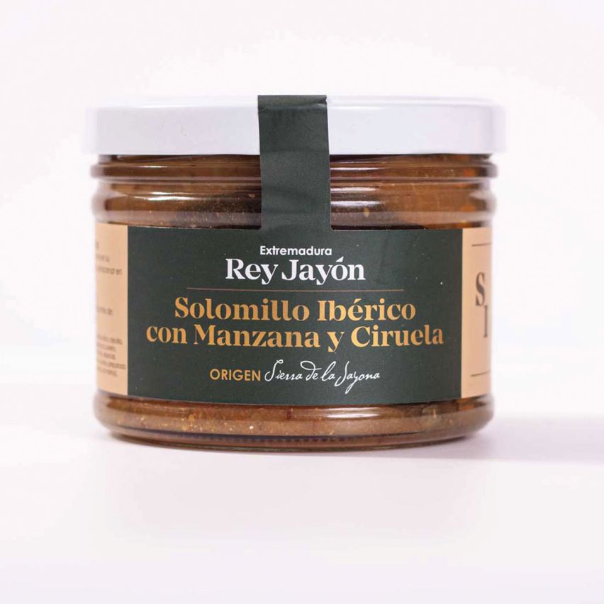 Solomillo ibérico asado con manzana y ciruelas